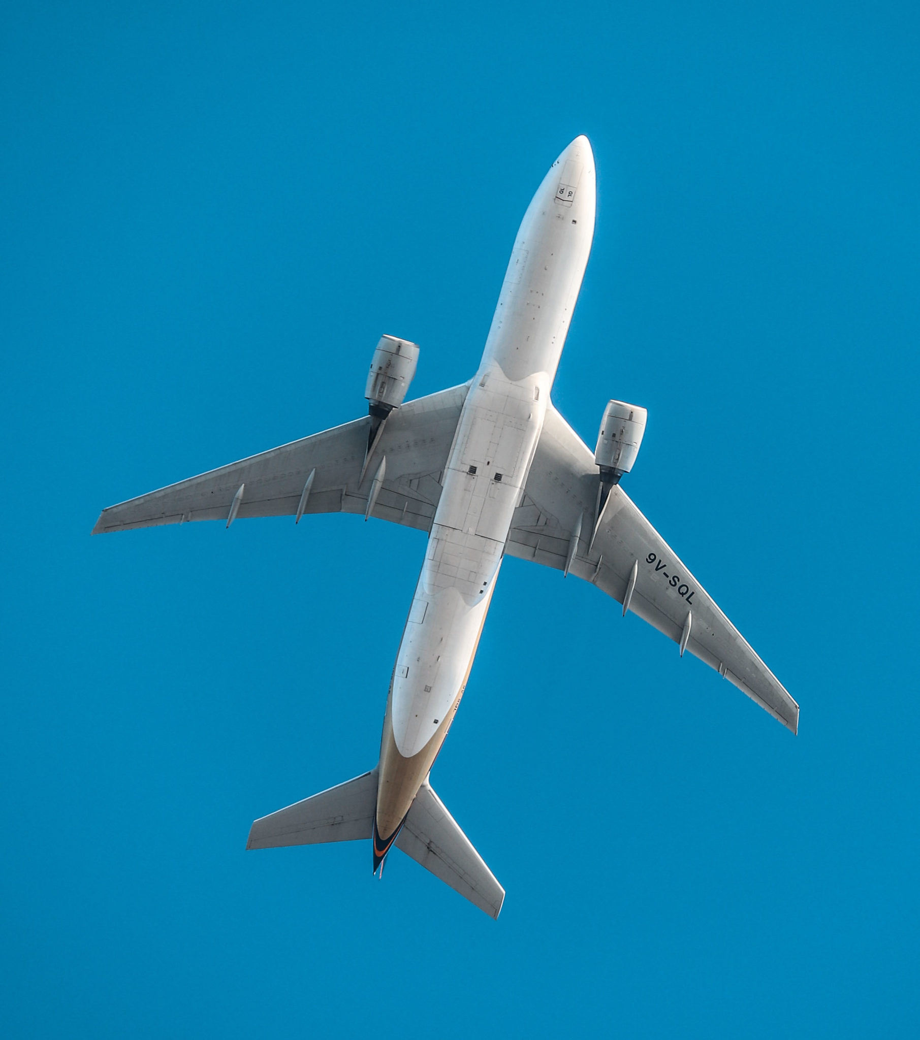 Material Handling Solutions For Aircraft Lifts | Aerospace Lifts | Alum-a-Lift