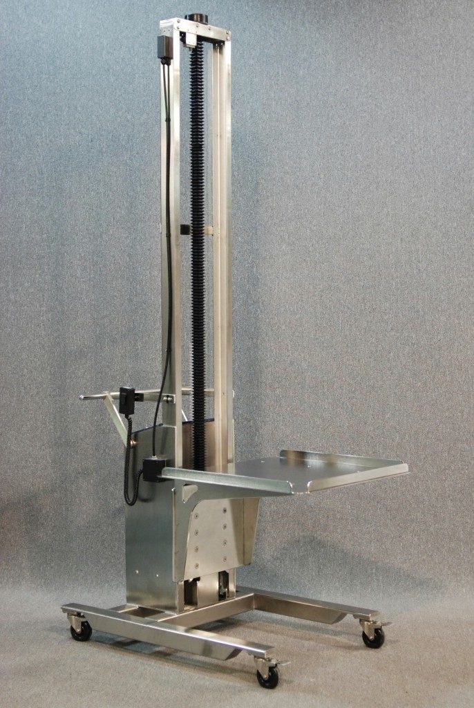 Stainless steel lift with platform and IP65 rating for washdown