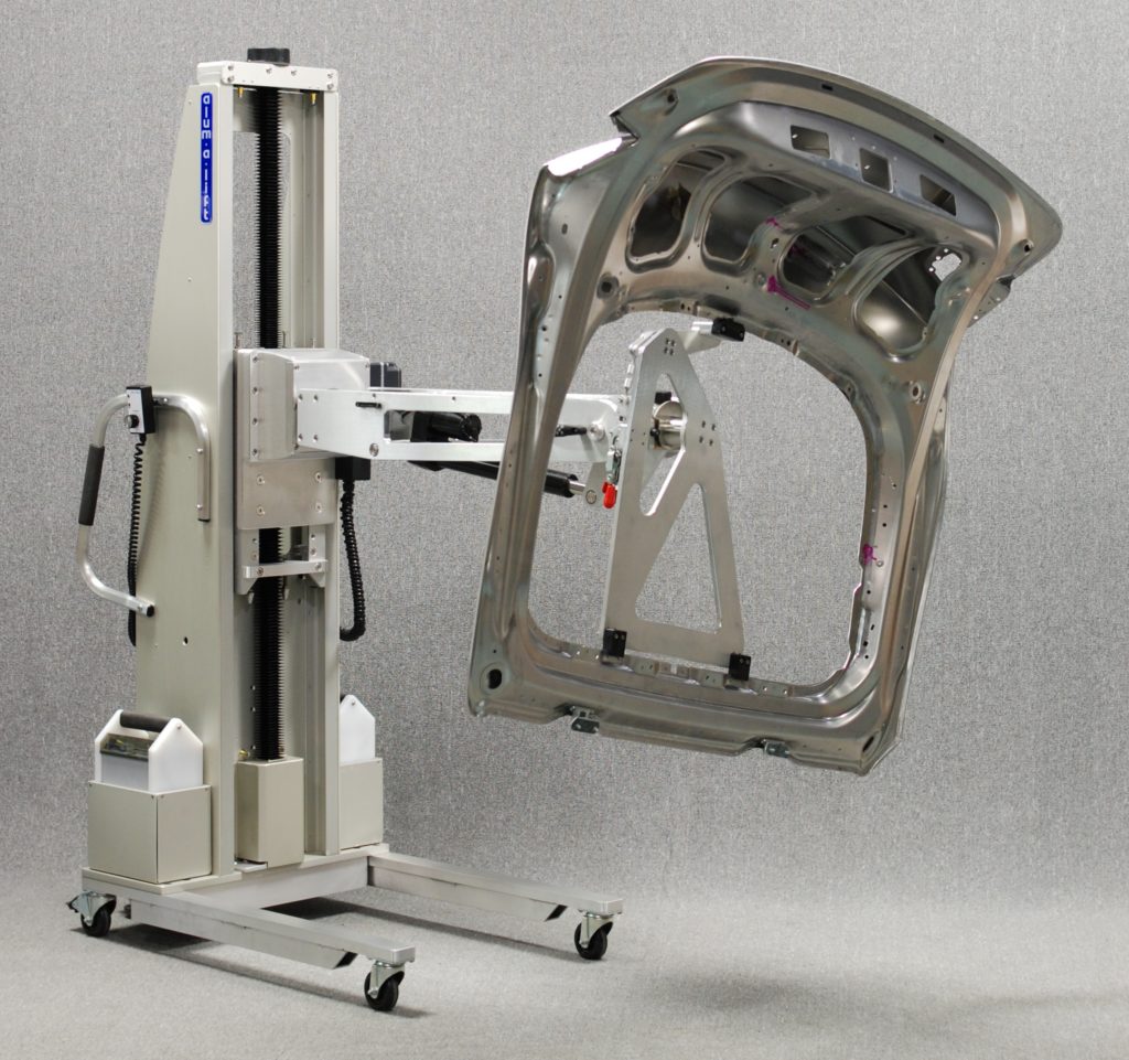 Custom Ergonomic Lift for Automotive Hatch Installation